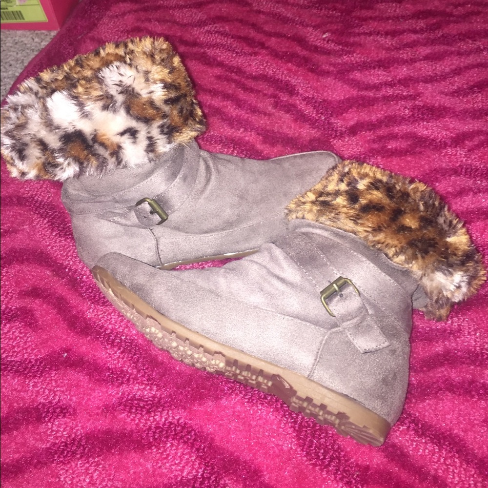 C- Taupe fold over ankle booties with cheetah trim